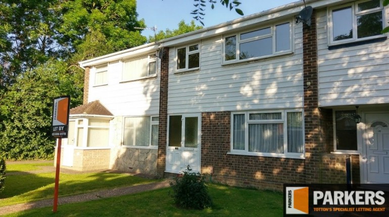 Benbow Gardens, Calmore