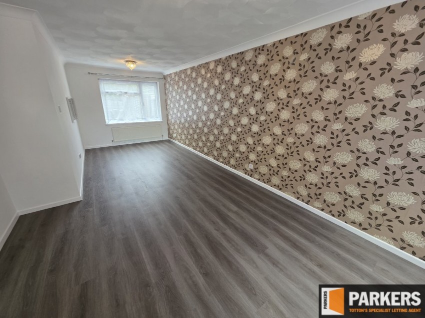 Images for Benbow Gardens, Calmore