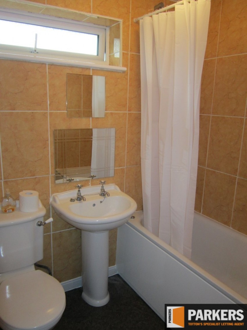 Images for Benbow Gardens, Calmore