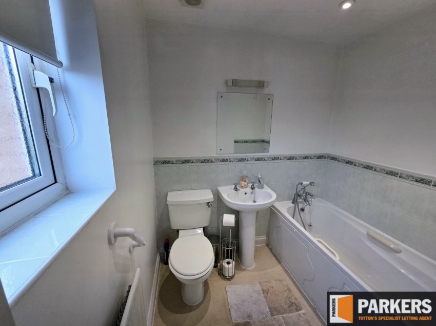 Images for Kirk Gardens, Totton