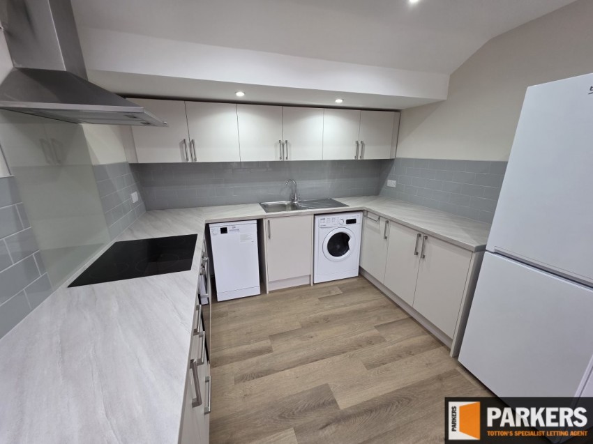 Images for 22-24 Commercial Road, Totton