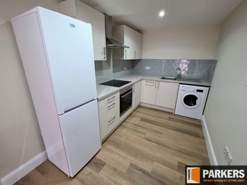 Images for Commercial Road, Totton