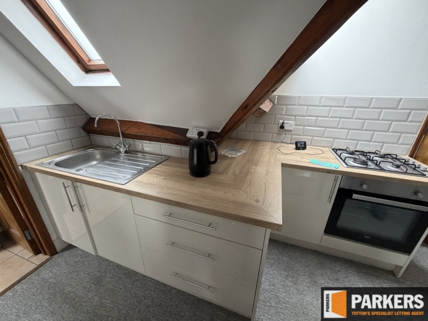 Images for 103 Waterloo Road, Freemantle