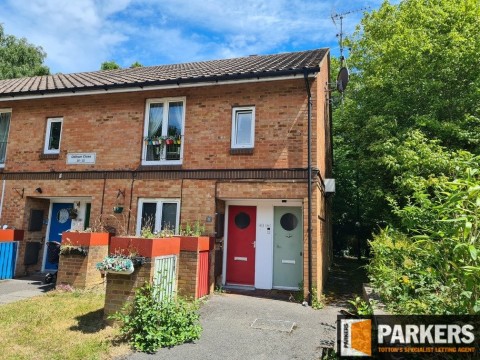 View Full Details for Odiham Close, Lordswood