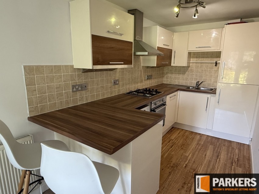 Images for Finzi Close, Sholing